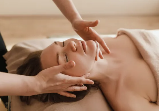 Harmonie périnatale : Les bienfaits du shiatsu pour les femmes enceintes à Aix-En-Provence